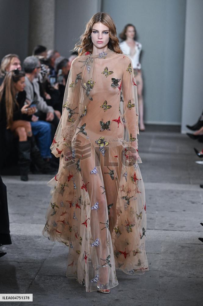 MFW - Blumarine Runway