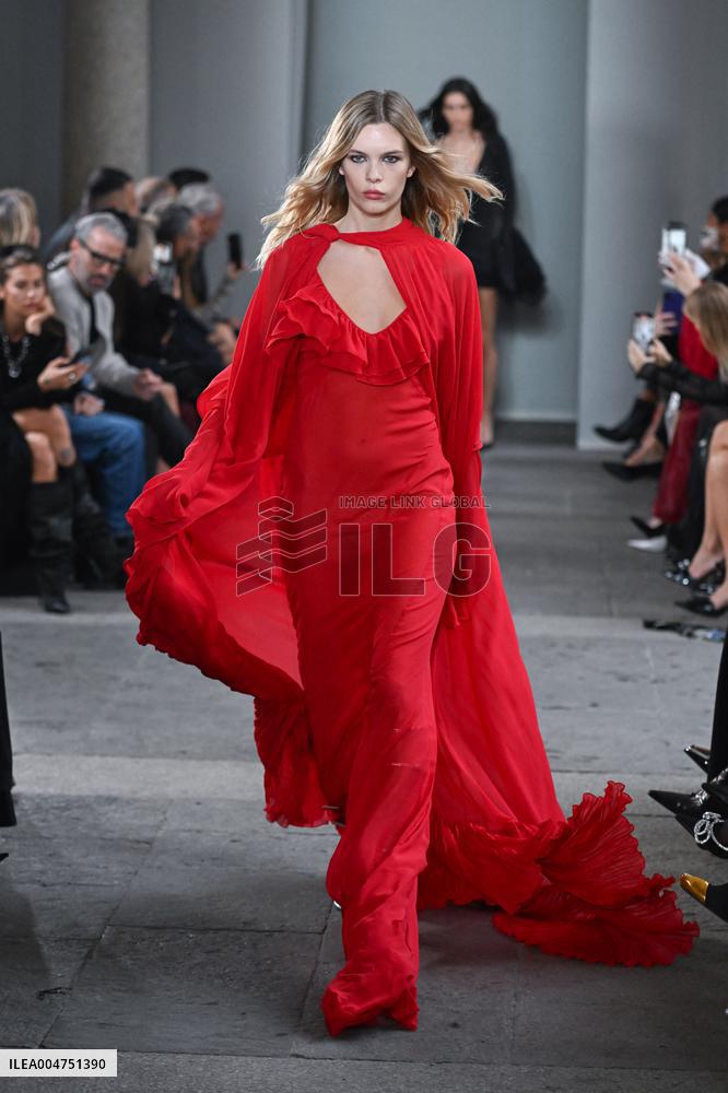 MFW - Blumarine Runway