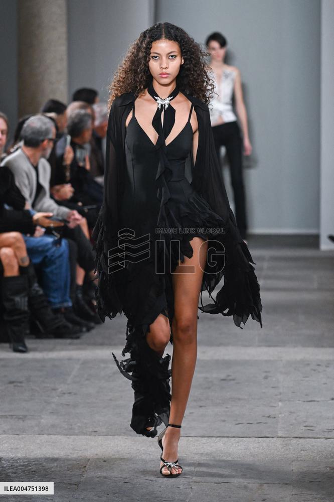 MFW - Blumarine Runway