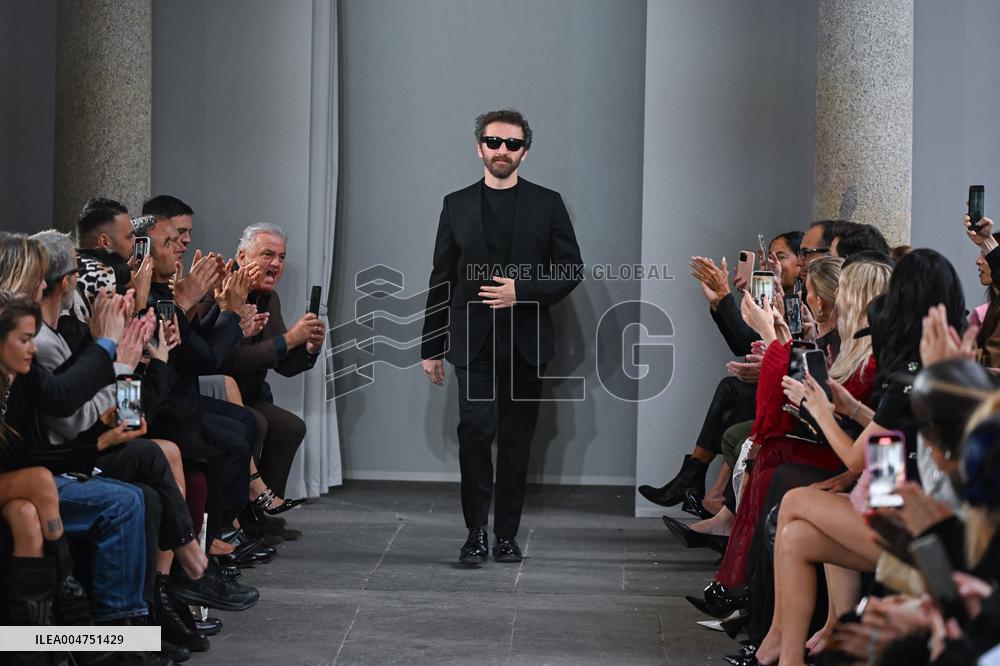 MFW - Blumarine Runway