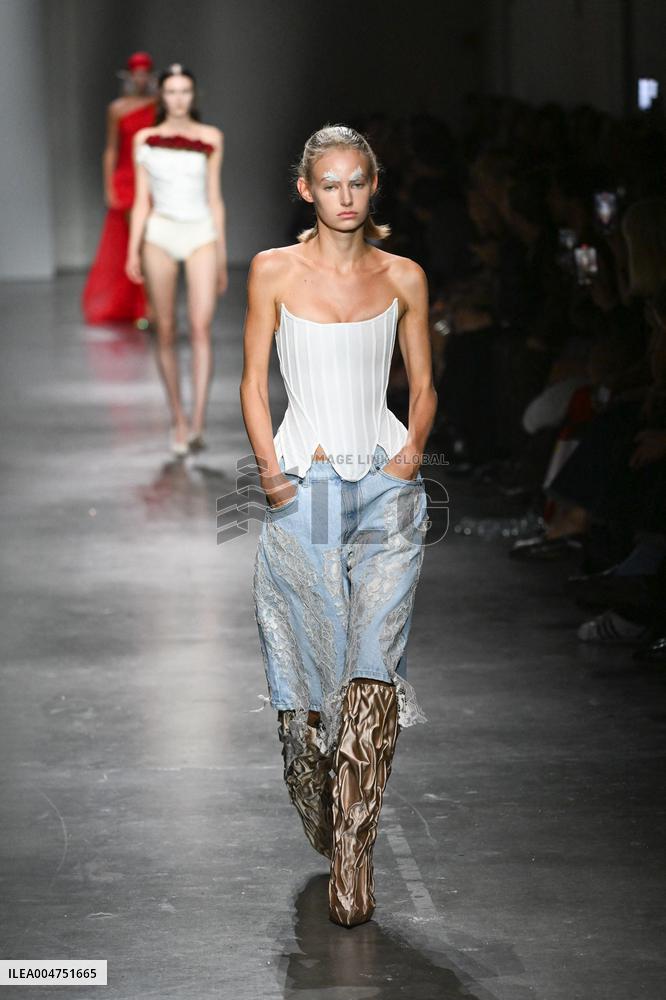 MFW - Giuseppe di Morabito Runway