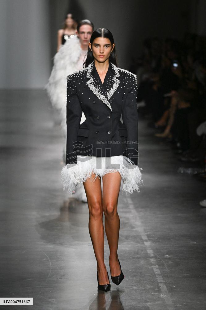 MFW - Giuseppe di Morabito Runway