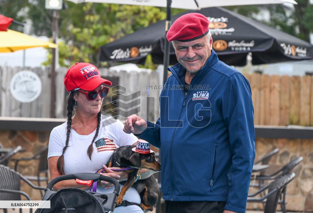 Curtis Sliwa Campaigns on Staten Island