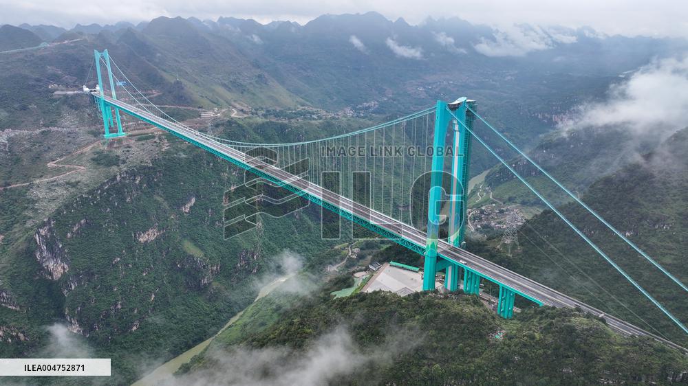 Huajiang Canyon Bridge in Guizhou