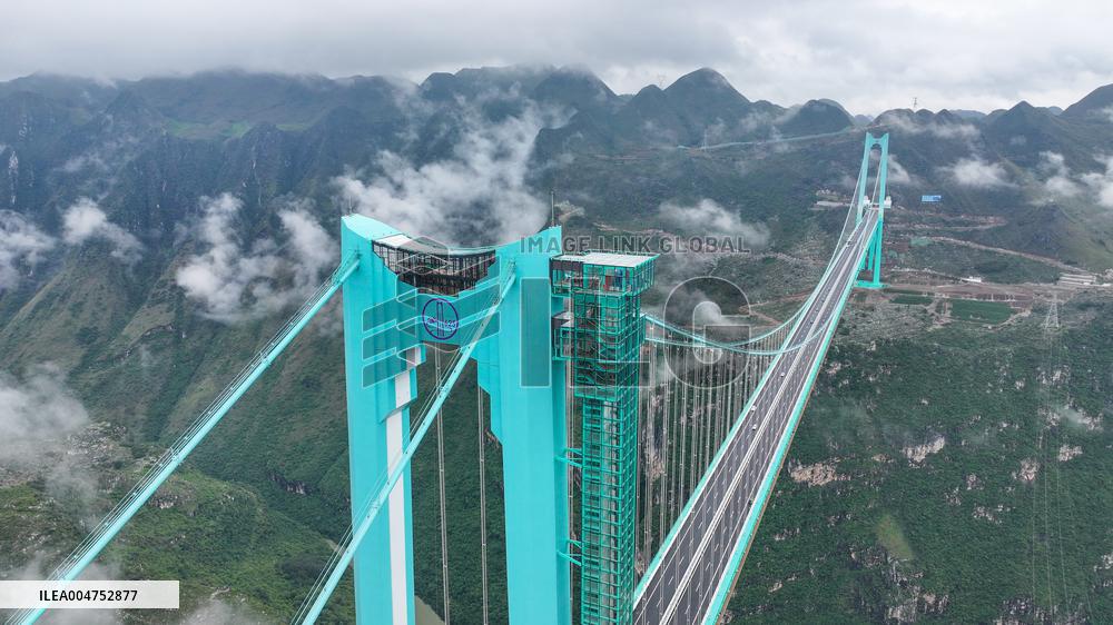 Huajiang Canyon Bridge in Guizhou