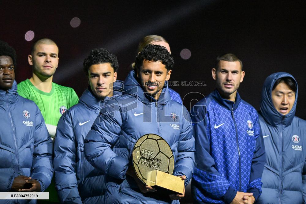 Ousmane Dembele celebrates his Ballon dOr at Parc des Princes - FA