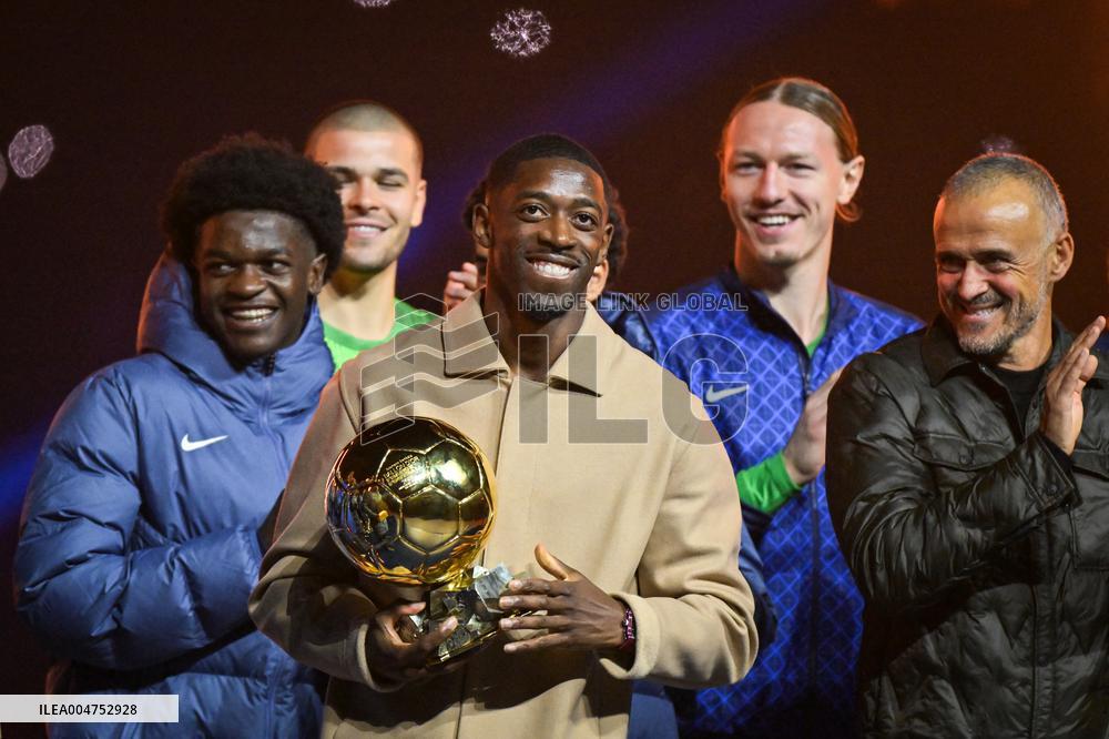 Ousmane Dembele celebrates his Ballon dOr at Parc des Princes - FA