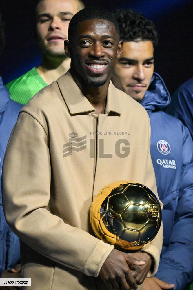Ousmane Dembele celebrates his Ballon dOr at Parc des Princes - FA