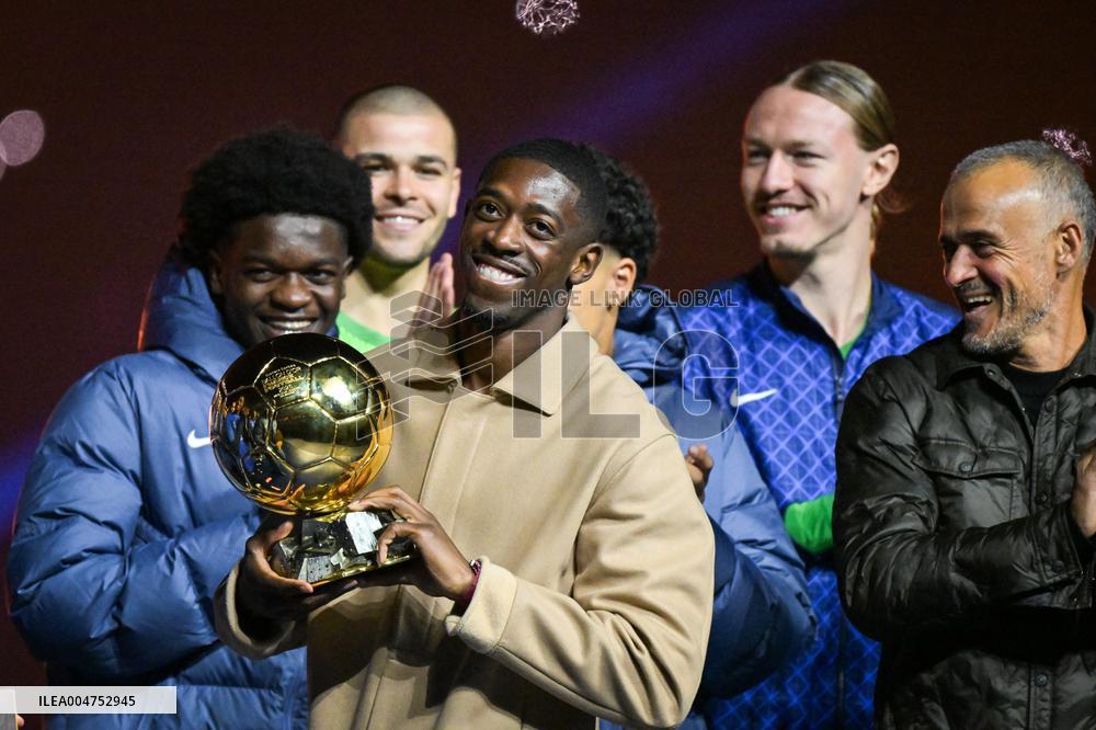 Ousmane Dembele celebrates his Ballon dOr at Parc des Princes - FA