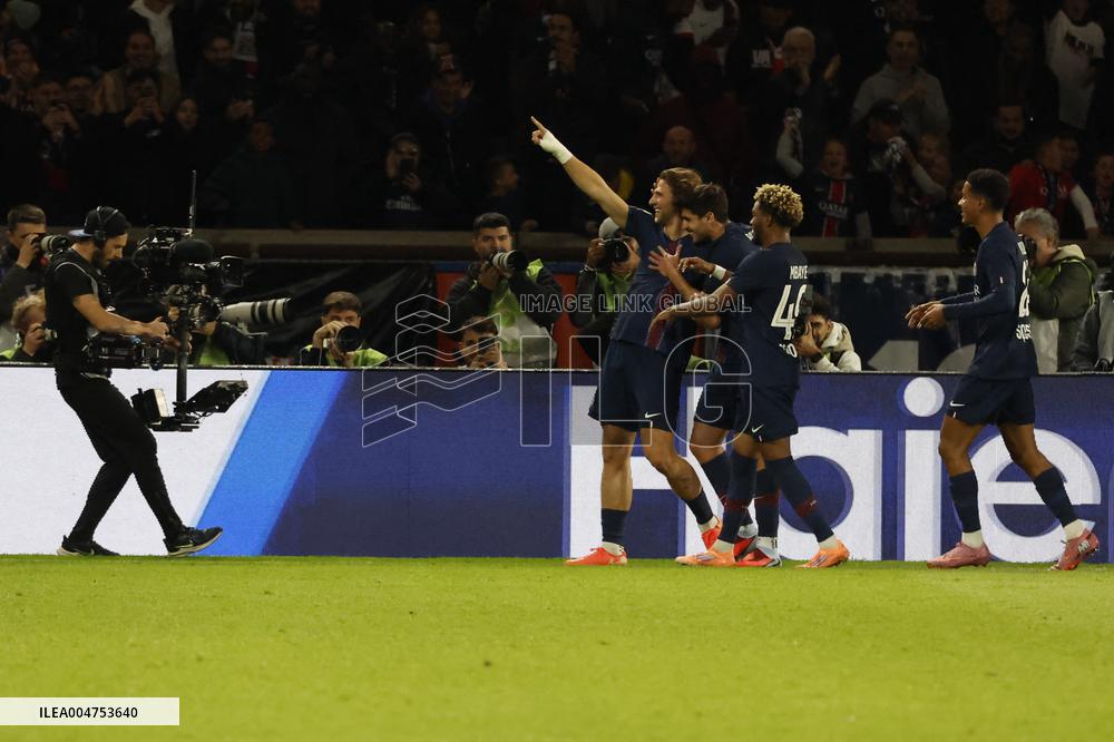 Ligue 1 - PSG v Auxerre Match - Paris