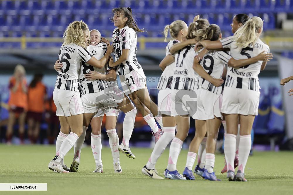 Juventus Wins Women's Serie A Cup - Italy