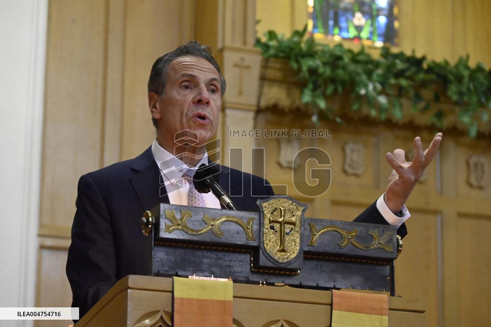 Andrew Cuomo Campaigns in Brooklyn