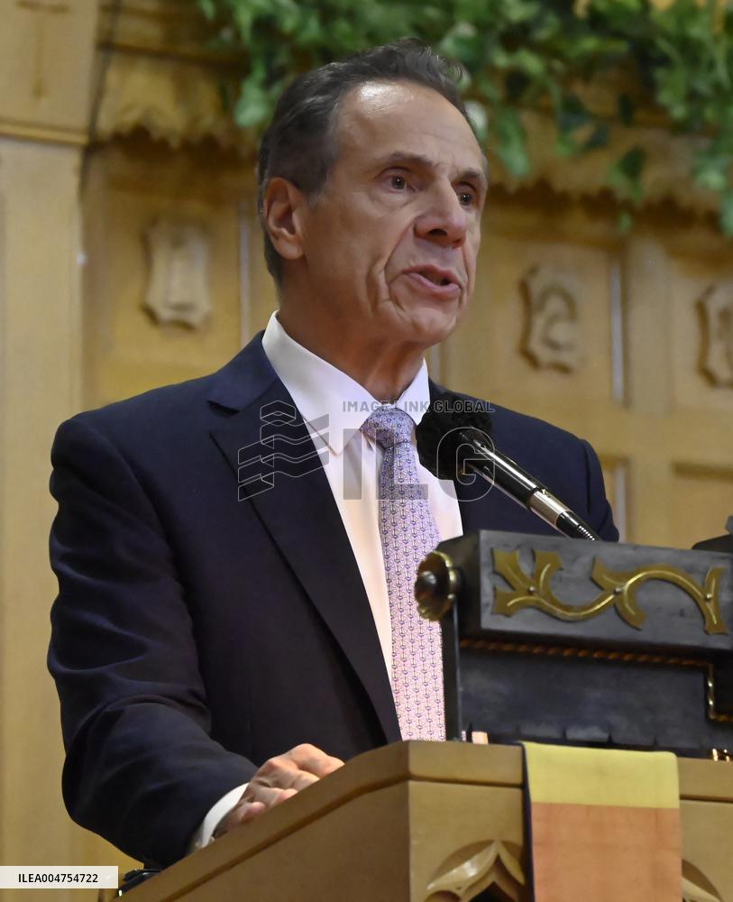 Andrew Cuomo Campaigns in Brooklyn