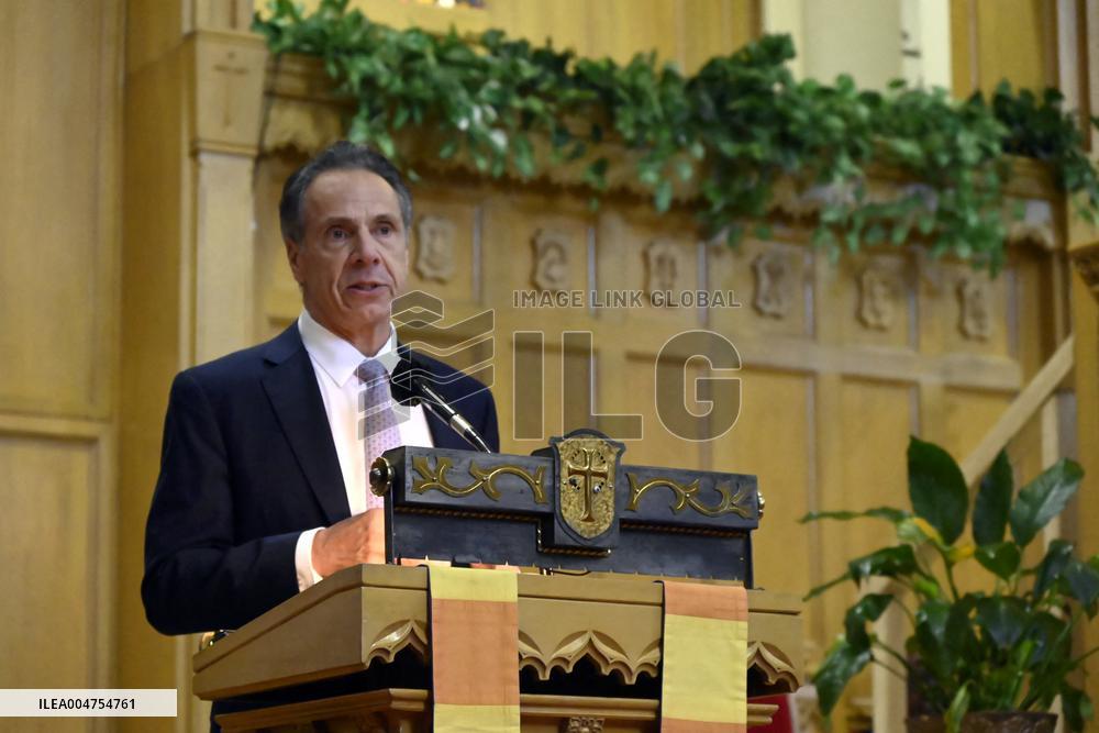 Andrew Cuomo Campaigns in Brooklyn