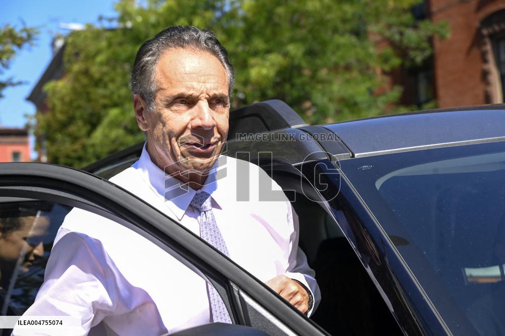 Andrew Cuomo Campaigns in Brooklyn