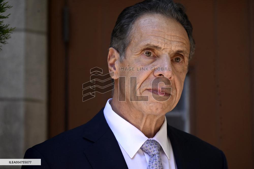 Andrew Cuomo Campaigns in Brooklyn