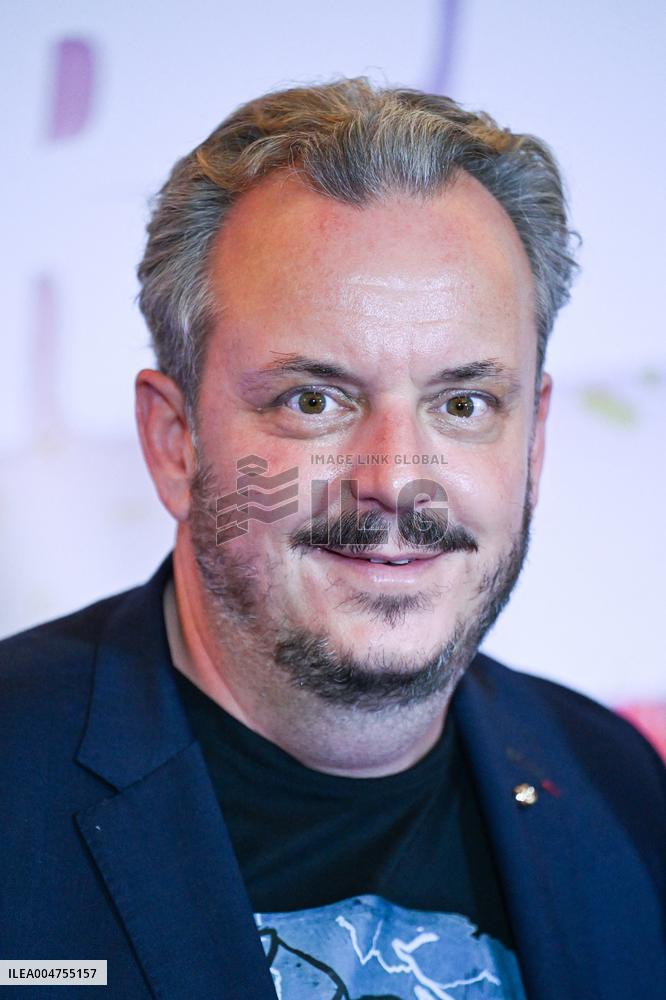 Super Grand Prix Premiere