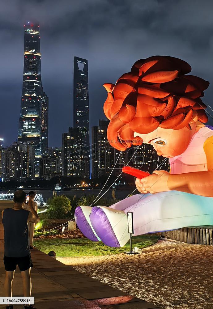 Shanghai International Light Festival "Mobile Phone Boy