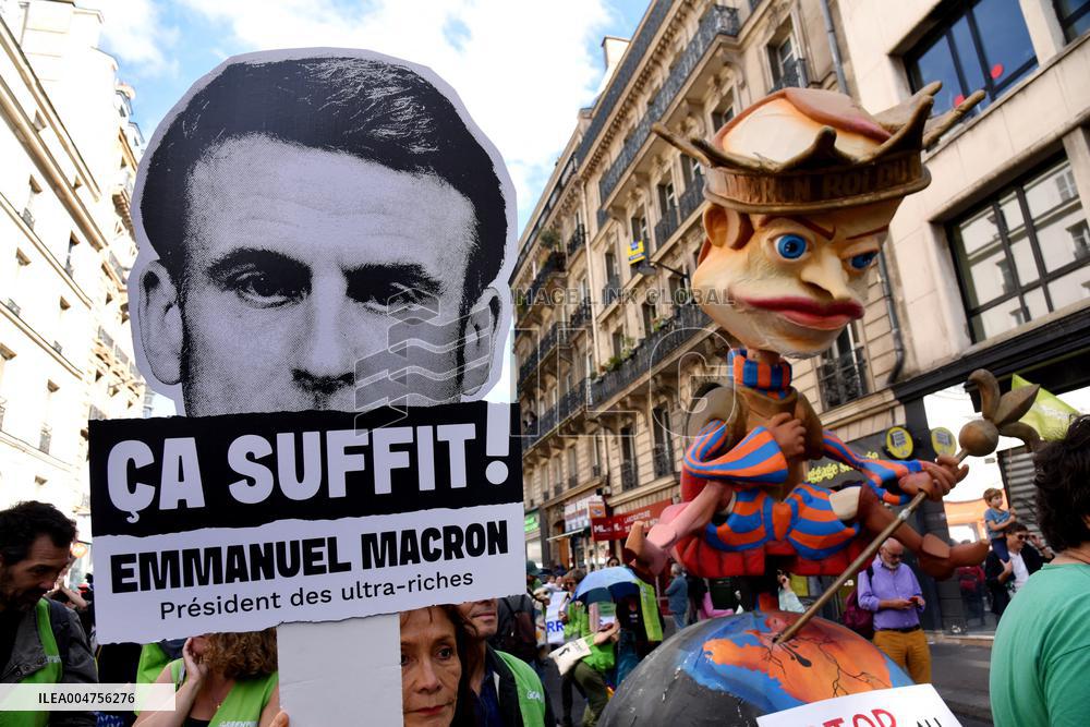 Resistance March For Climate, Justice, Freedoms - Paris