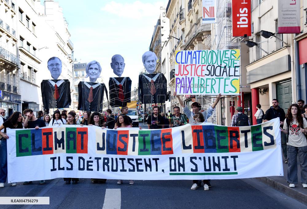 Resistance March For Climate, Justice, Freedoms - Paris