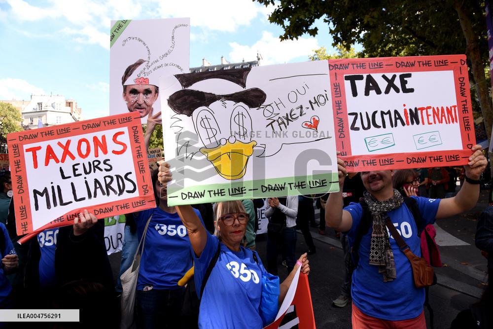 Resistance March For Climate, Justice, Freedoms - Paris