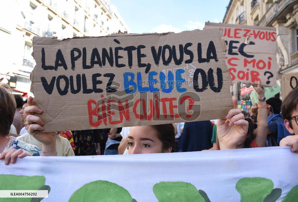 Resistance March For Climate, Justice, Freedoms - Paris