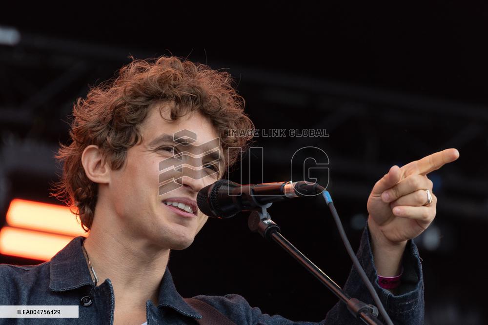 Aliocha Schneider Performs At Fete De L‘Humanite - Bretigny Sur Orge