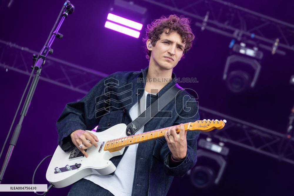 Aliocha Schneider Performs At Fete De L‘Humanite - Bretigny Sur Orge