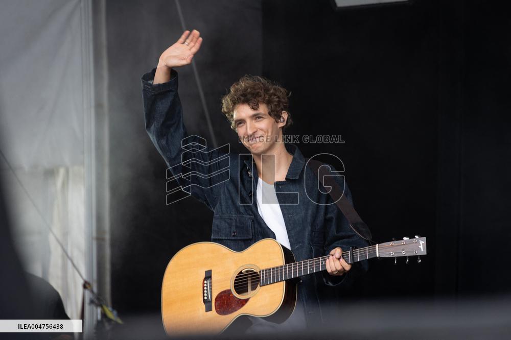 Aliocha Schneider Performs At Fete De L‘Humanite - Bretigny Sur Orge