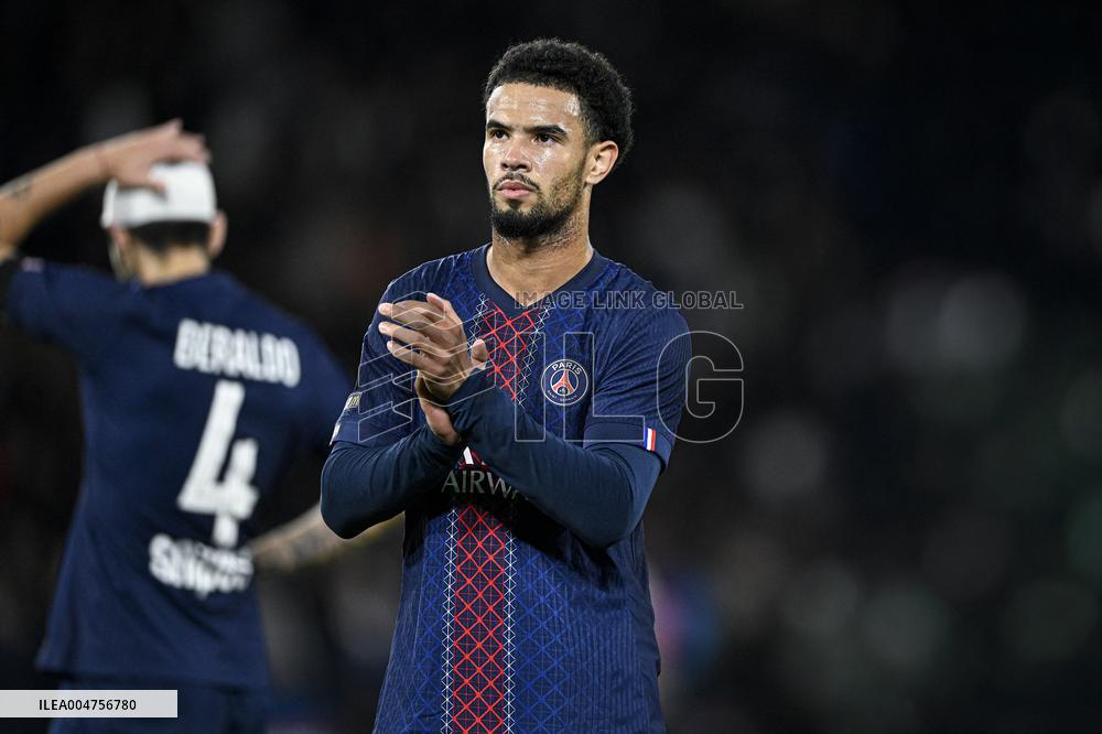 PSG v AJ Auxerre - Paris
