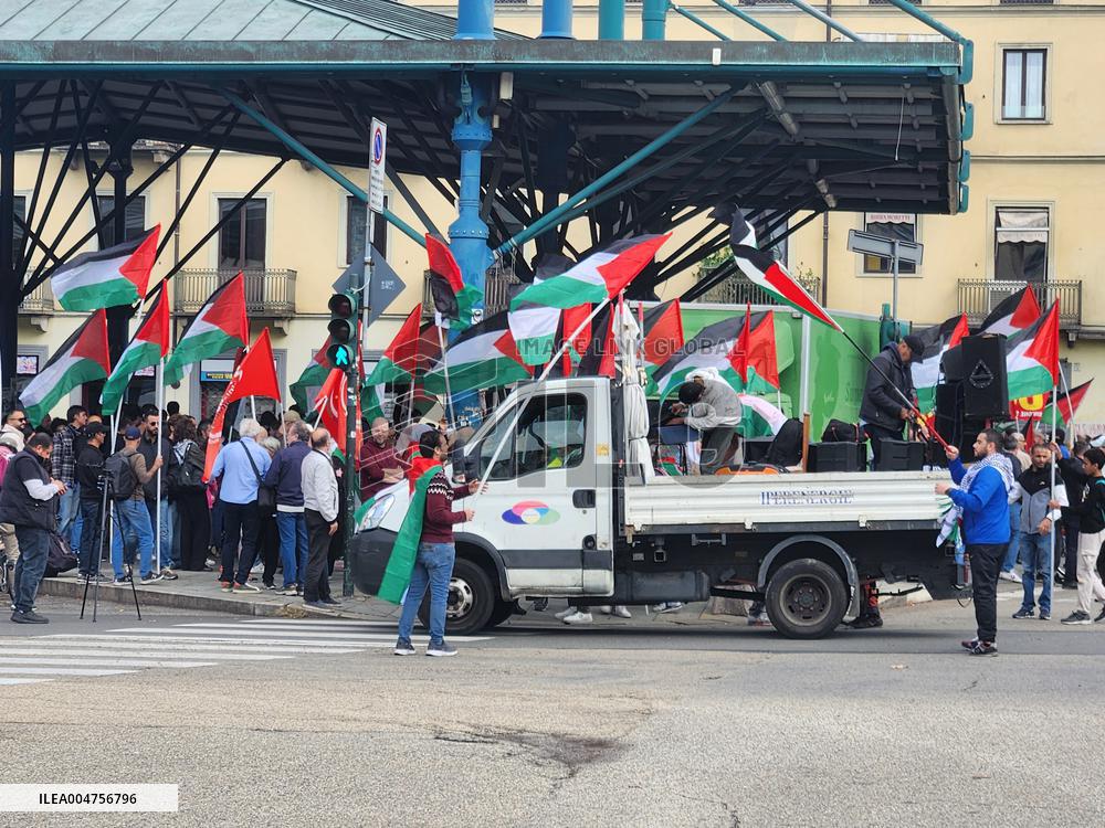 Pro-Palestine Demonstration Disrupts Turin - Italy
