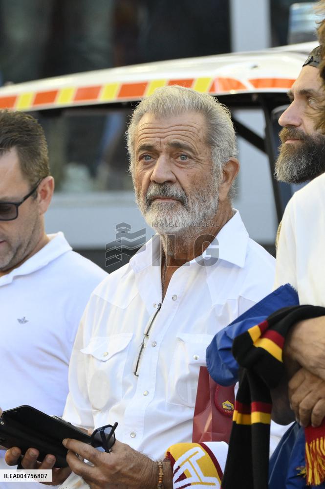 Mel Gibson At Roma v Hellas Verona Match - Rome