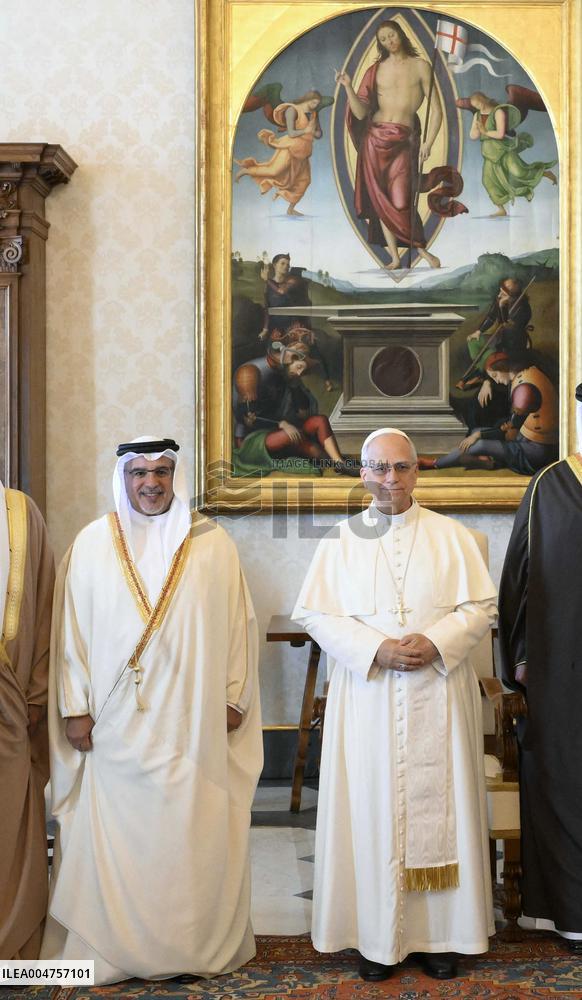 Pope Leo XIV Meets Prince Salman bin Hamad Al Khalifa of Bahrain - Vatican