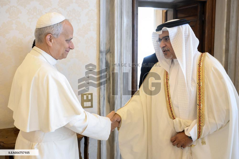 Pope Leo XIV Meets Prince Salman bin Hamad Al Khalifa of Bahrain - Vatican