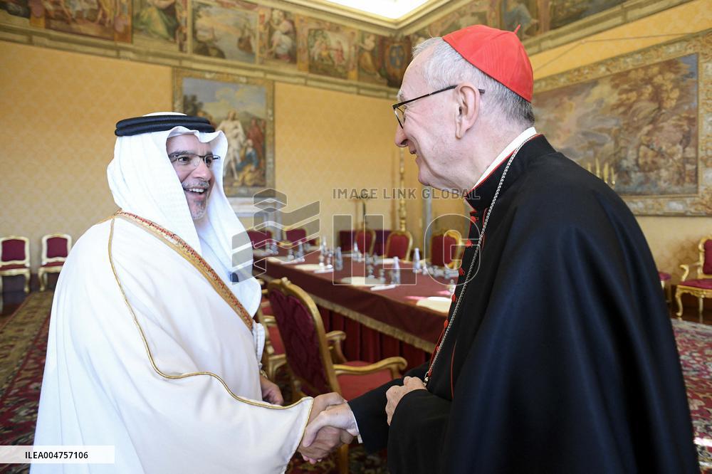 Pope Leo XIV Meets Prince Salman bin Hamad Al Khalifa of Bahrain - Vatican