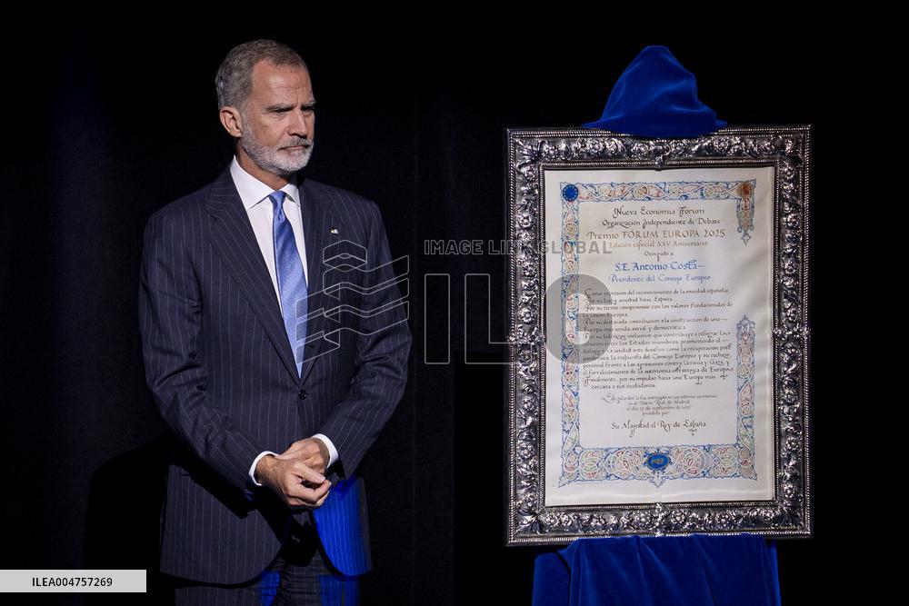 King Felipe at 25th Anniversary Of Nueva Economia - Madrid