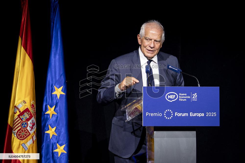 King Felipe at 25th Anniversary Of Nueva Economia - Madrid