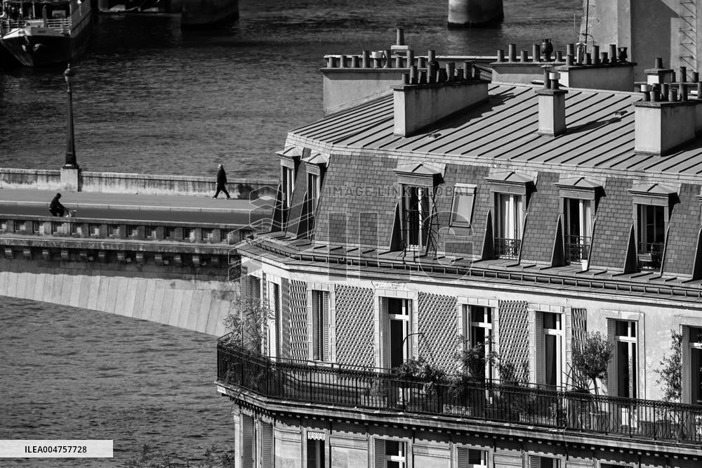 Illustrations Of Paris Rooftops - France