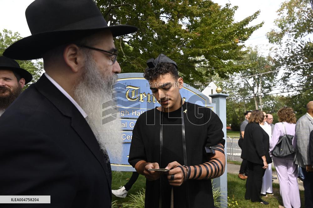 Edan Alexander Honored in Tenafly, NJ