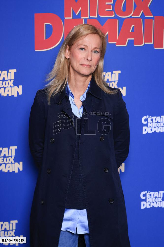 C Etait Mieux Demain Premiere - Paris