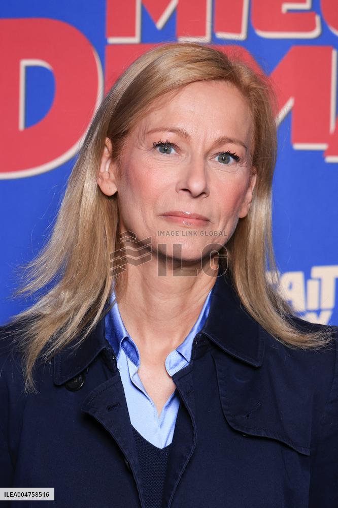 C Etait Mieux Demain Premiere - Paris