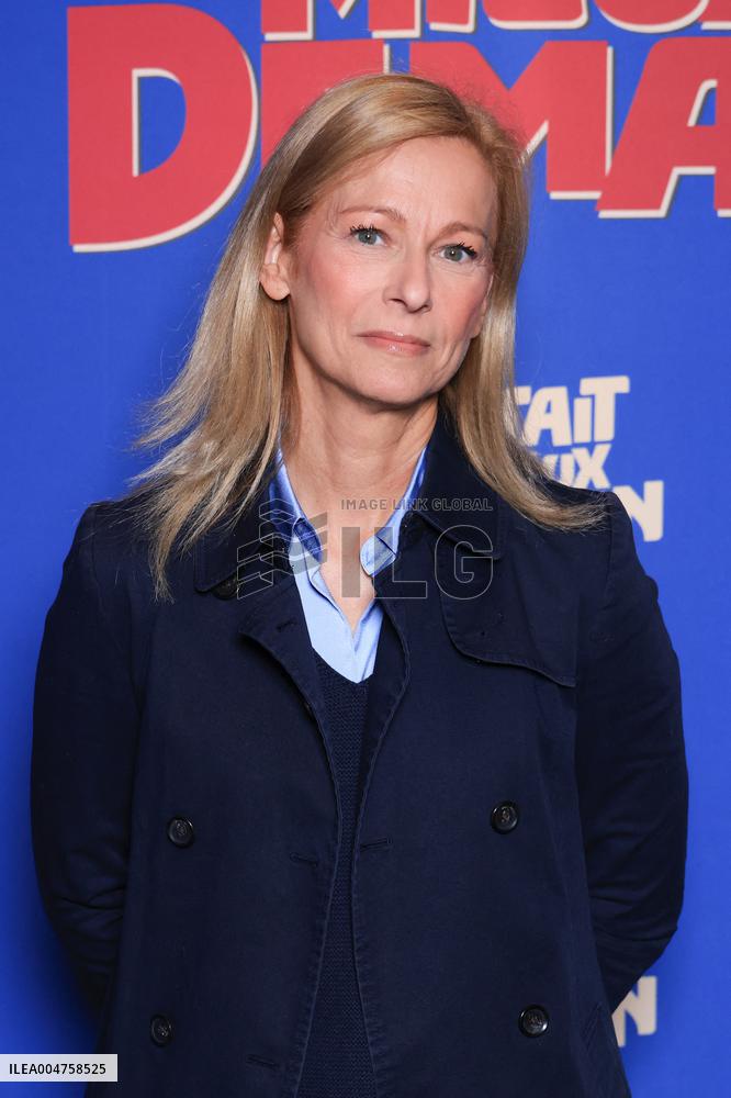 C Etait Mieux Demain Premiere - Paris