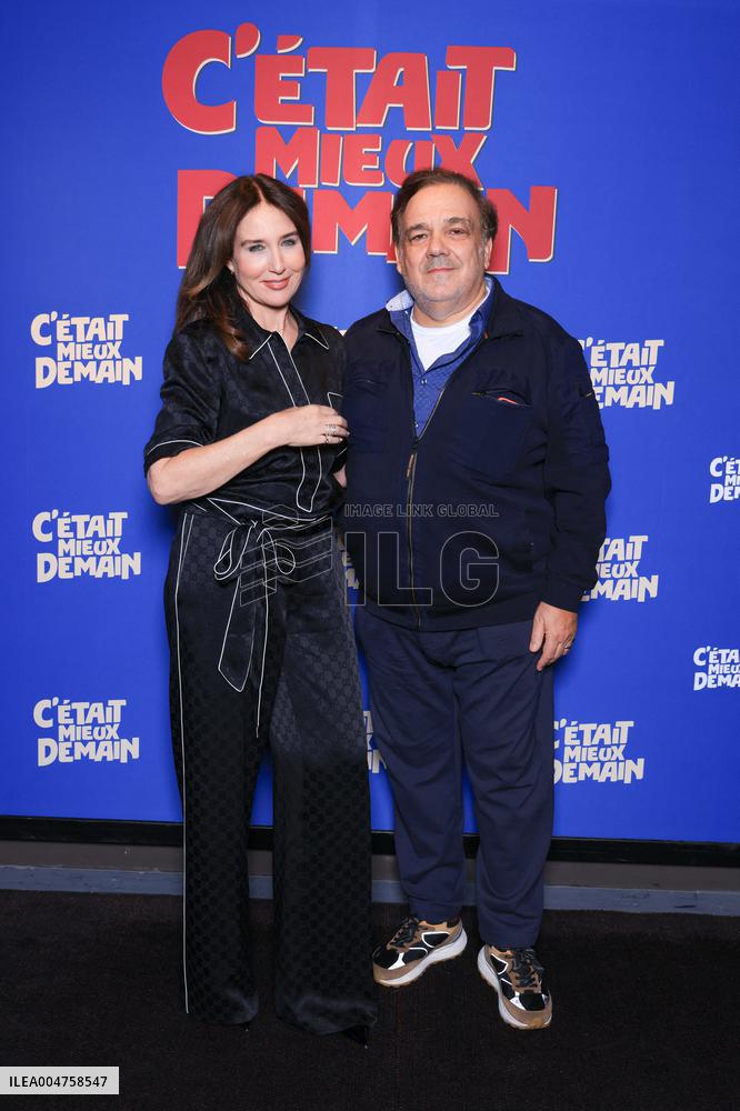C Etait Mieux Demain Premiere - Paris