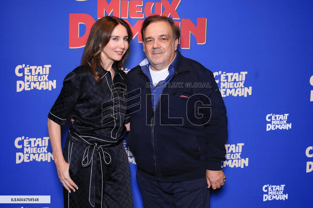 C Etait Mieux Demain Premiere - Paris