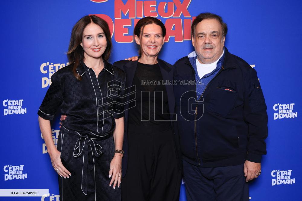 C Etait Mieux Demain Premiere - Paris