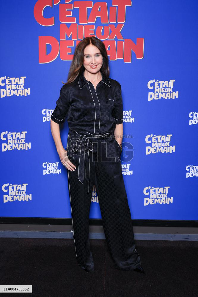 C Etait Mieux Demain Premiere - Paris