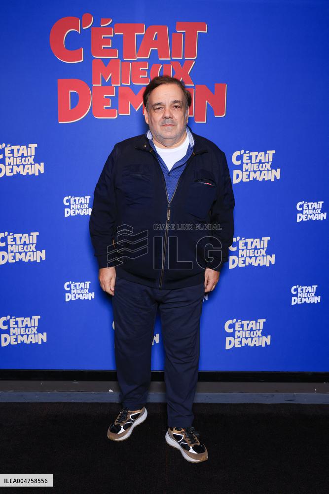 C Etait Mieux Demain Premiere - Paris