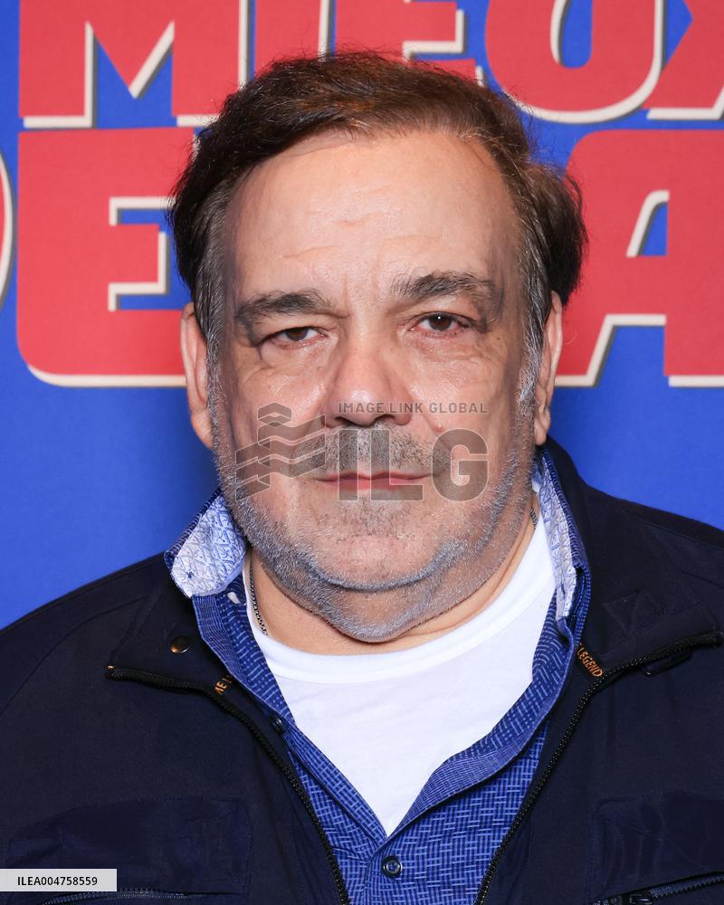 C Etait Mieux Demain Premiere - Paris