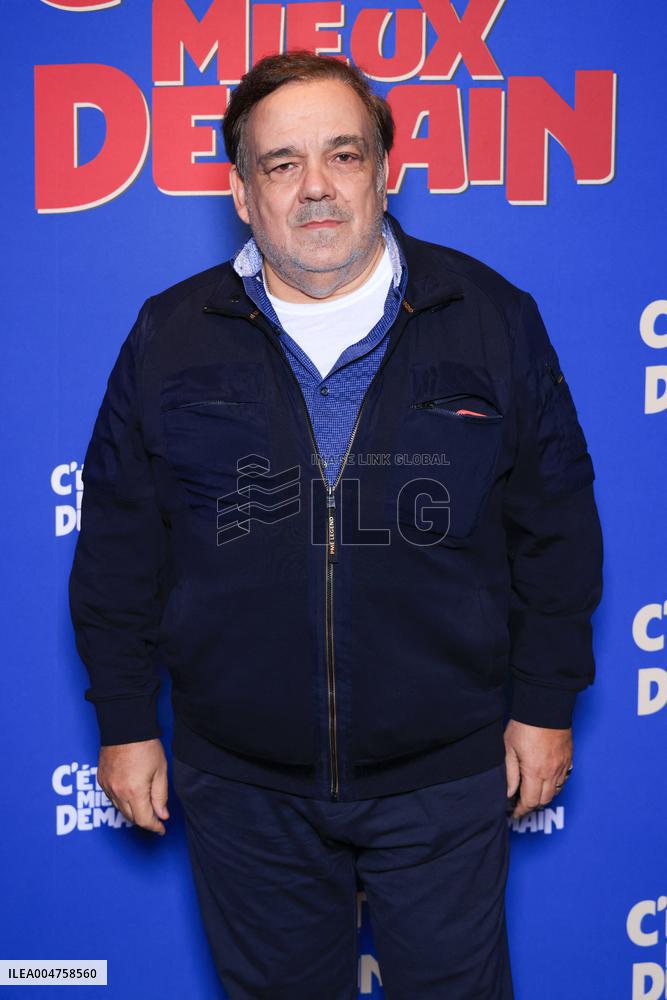 C Etait Mieux Demain Premiere - Paris