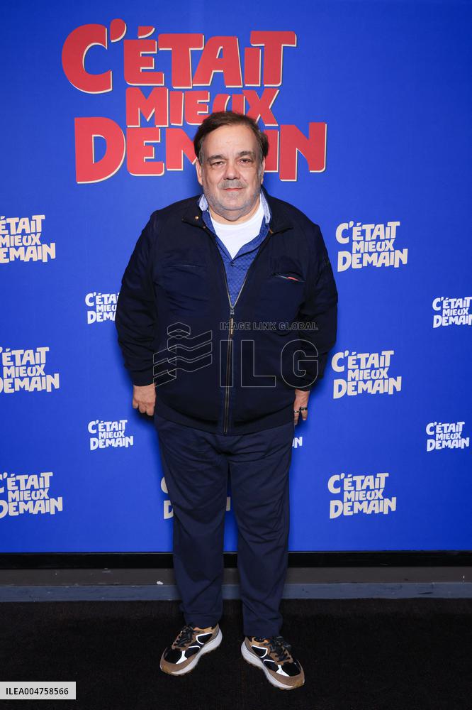 C Etait Mieux Demain Premiere - Paris